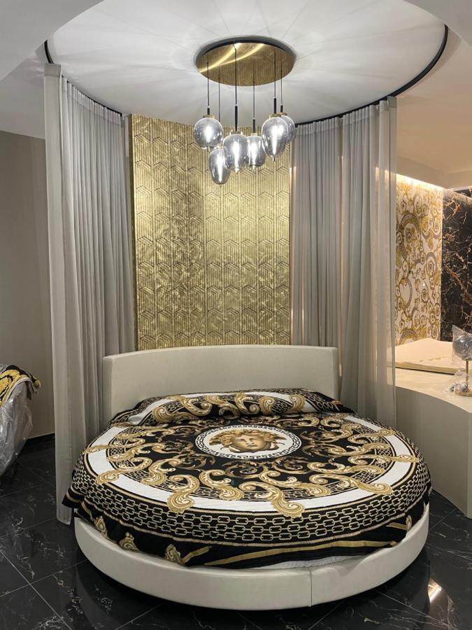 Versace Luxury Room Корлеоне Экстерьер фото