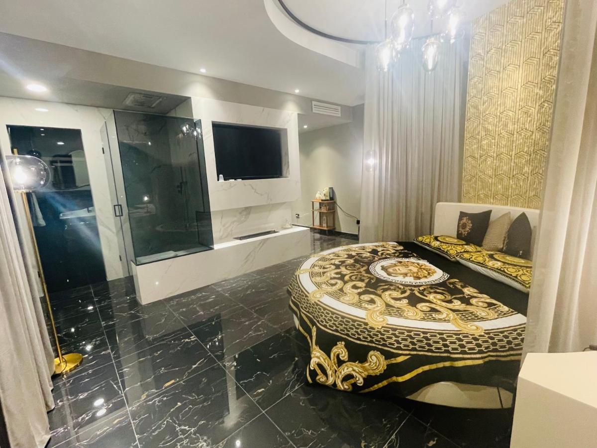 Versace Luxury Room Корлеоне Экстерьер фото